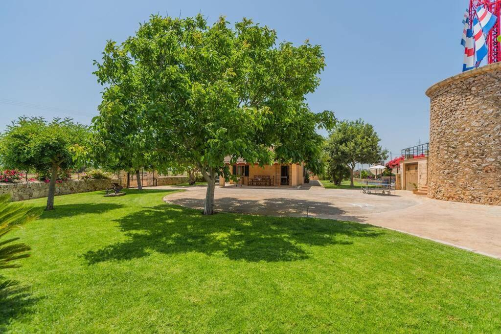 Finca Amer Sa Pobla Eksteriør billede